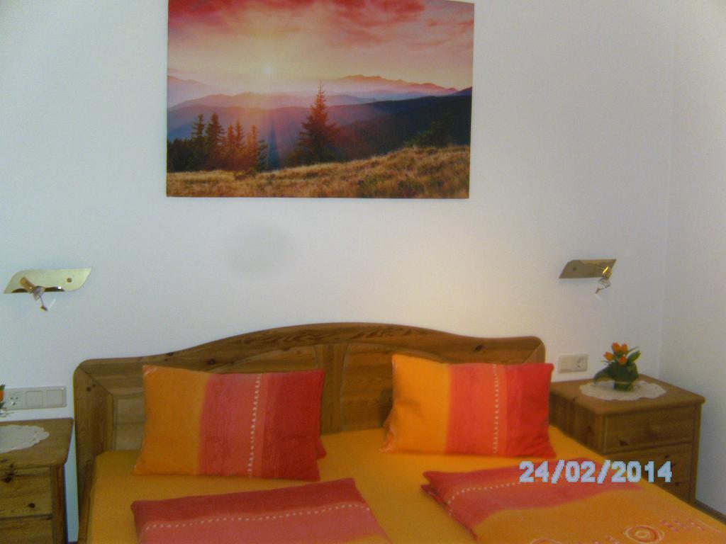 Ferienwohnung Gruber Fügen Kamer foto